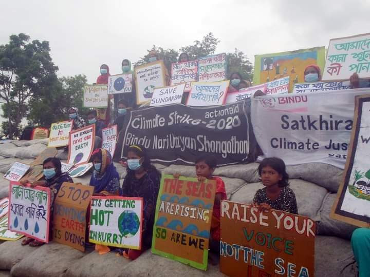 Women lead the #ClimateStrike in Bangladesh